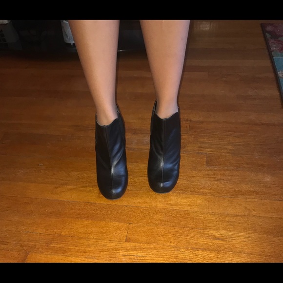 Booties - Picture 5 of 7